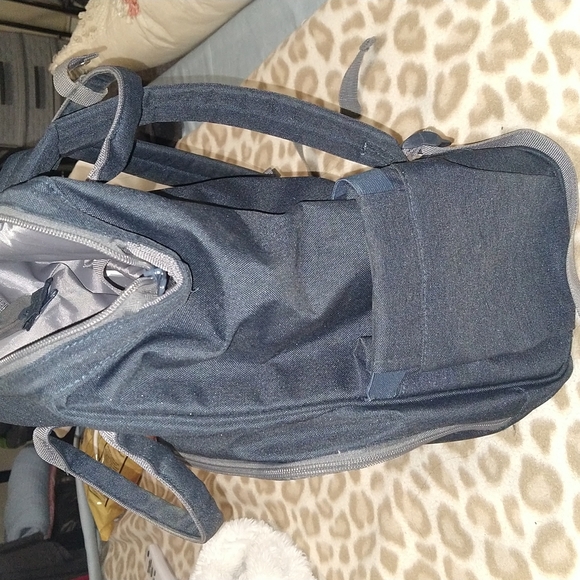 Back pack with Laptop case - Picture 4 of 4